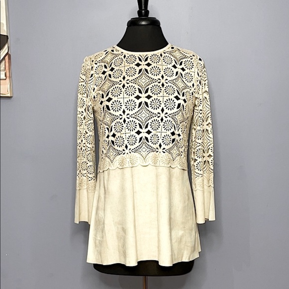 Albert Makali Cream Laser Cut Long Sleeve Blouse Size Small